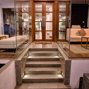 Hotel C 1